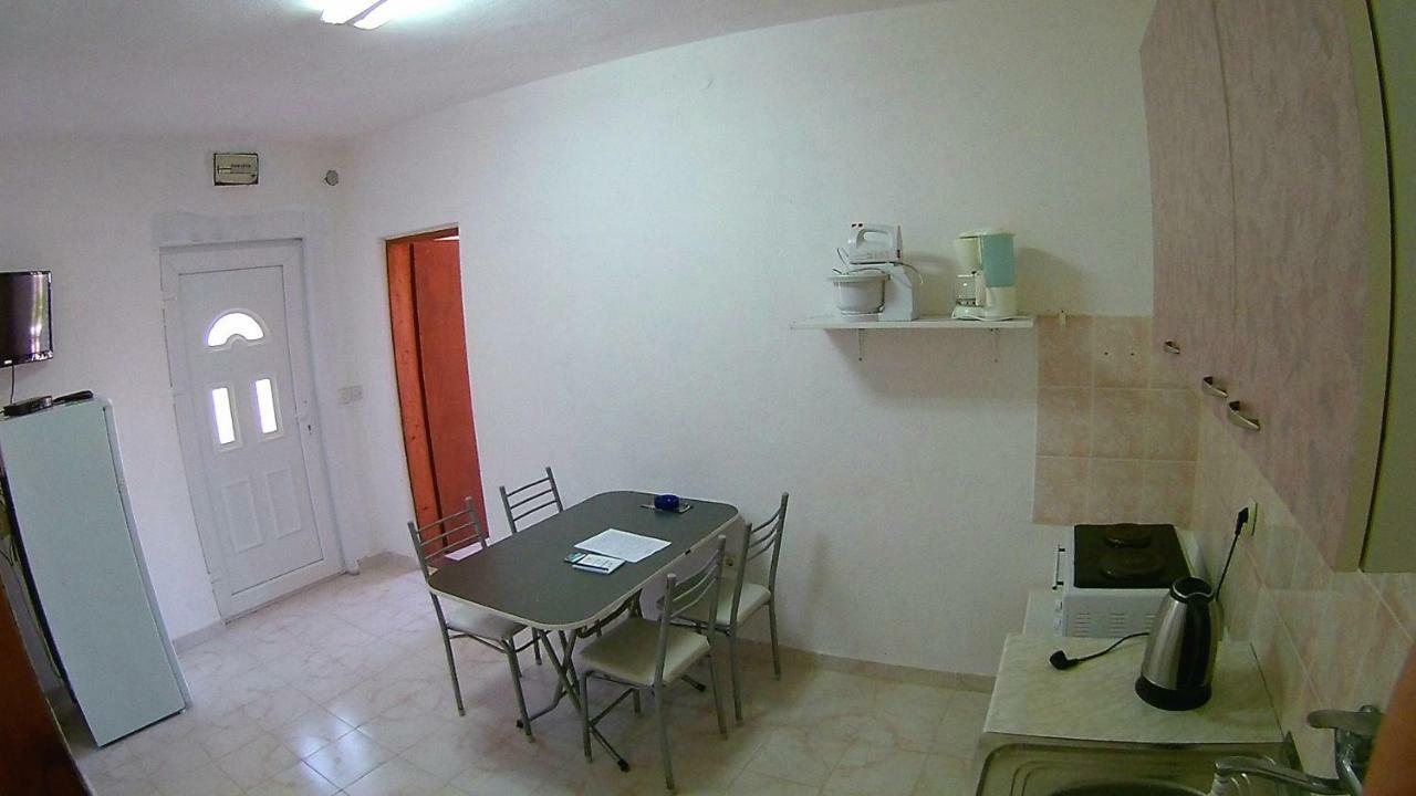 Apartments Ceca Tivat Exterior foto